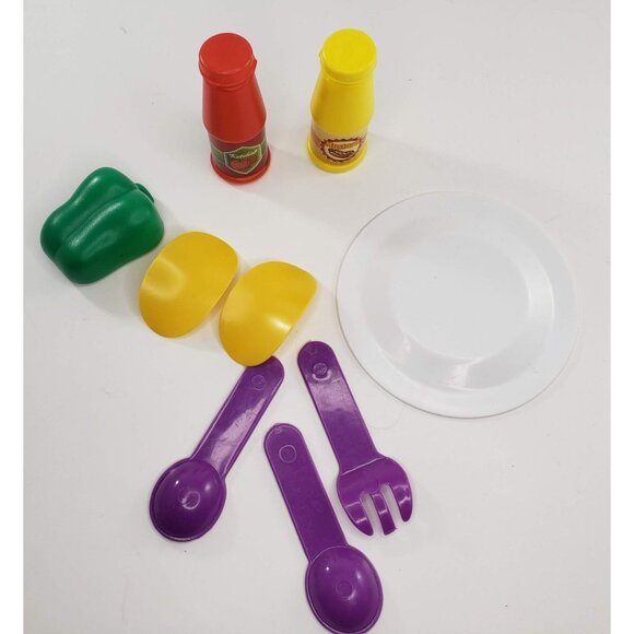 Amloid Pretend Food Toy Kitchen Set Plate Fork & Spoon Ketchup Mustard Bottles - Picture 4 of 6